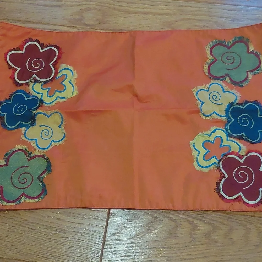 Pier 1 Placemat and Napkins